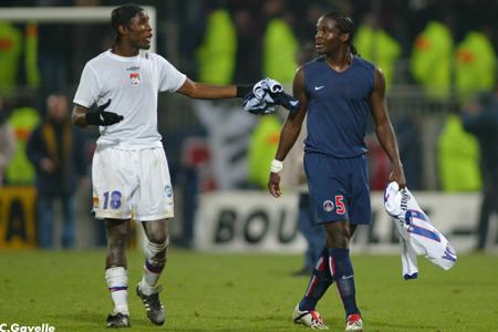 PEGUY LUYINDULA signe au psg
