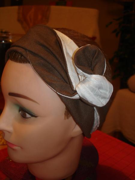 le turban de l'�t� modulable bi- colore.