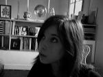 Et si demain dans ta rue on te montre du doigt parce que tu t'habilles comme sa ou que tu te maquilles comme sa , dis leur que se sont des pervers ! (Nicola Sirkis)