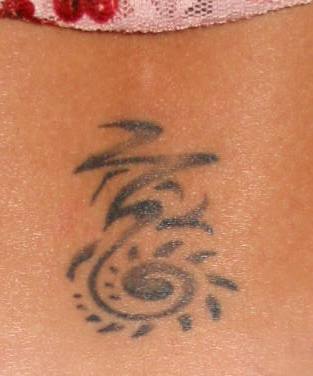  Re Tatouage...  par pioupiou