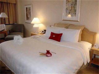 NOTRE HOTEL LE CROWN PLAZA A BEVERLY HILLS 
