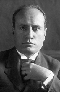 Exhumer Mussolini?
