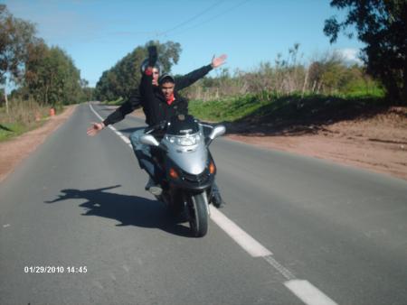la chui en route &eacute; j'enl&eacute;ve les mains au volant pck chui tr&eacute; fatigu&eacute;