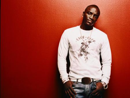 AKON             the new STAR