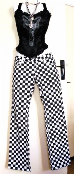 PANTALON A DAMIERS - TM - 13 euros RESERVE