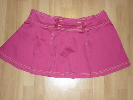 Jupe fushia flash et coutures jaunes fluo