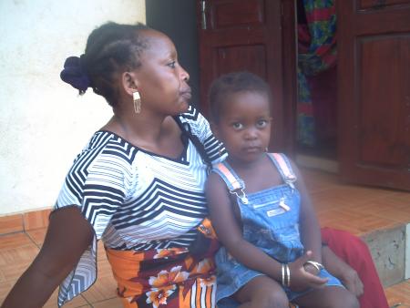 MOUCHOULA et sa fille MA�TE JOINITA