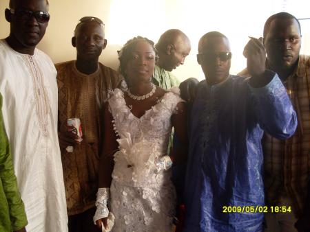 MAMY FALL la mariée et ses amis