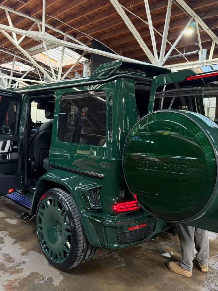 Mean Green Brabus G63