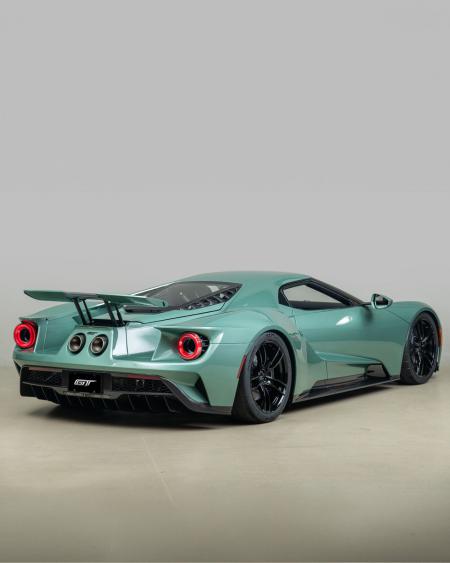 FORD GT