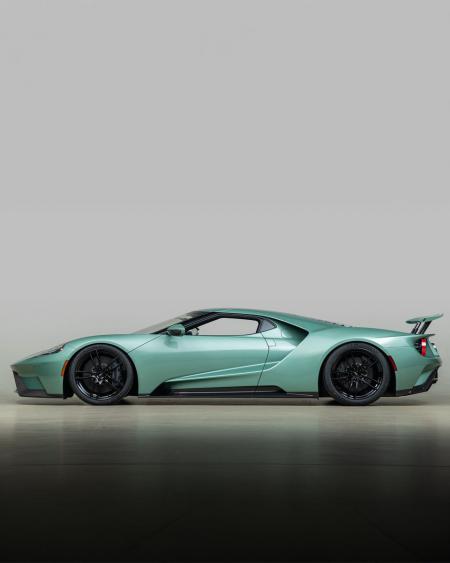 FORD GT