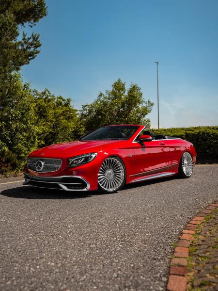  MAYBACH S 650 Cabriolet 6.0-L V12 BITURBO 630 CH