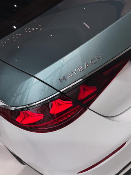 Details new-brand MAYBACH S-Class