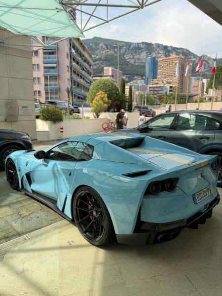 Ferrari 812 GTS