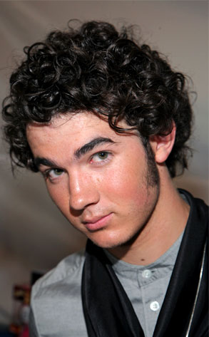 kEVIN jonAs