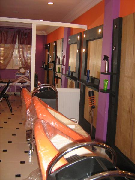 SALON DE COIFFURE