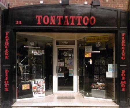 TONTATTOO 21 rue st pierre 80700 ROYE - 0618300337 - 0322791429