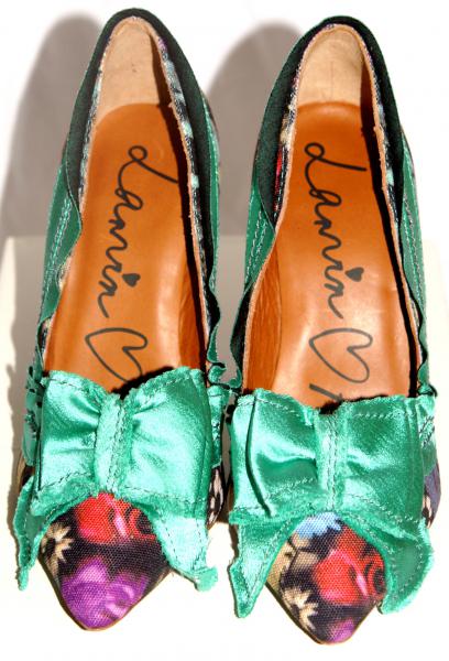 LES CHAUSSURES ET LES BOTTES EN VENTES ACTUELLEMENT 