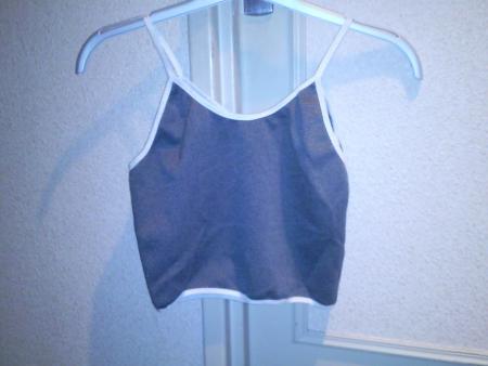 debardeur gris tres court