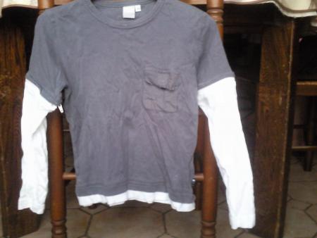HAUT A MANCHE LONGUE GRIS FONCE ET BLANC