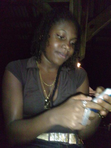 ma tite Cess Queen