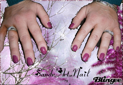Pose de vernis permanent fushia sur M�lanie
